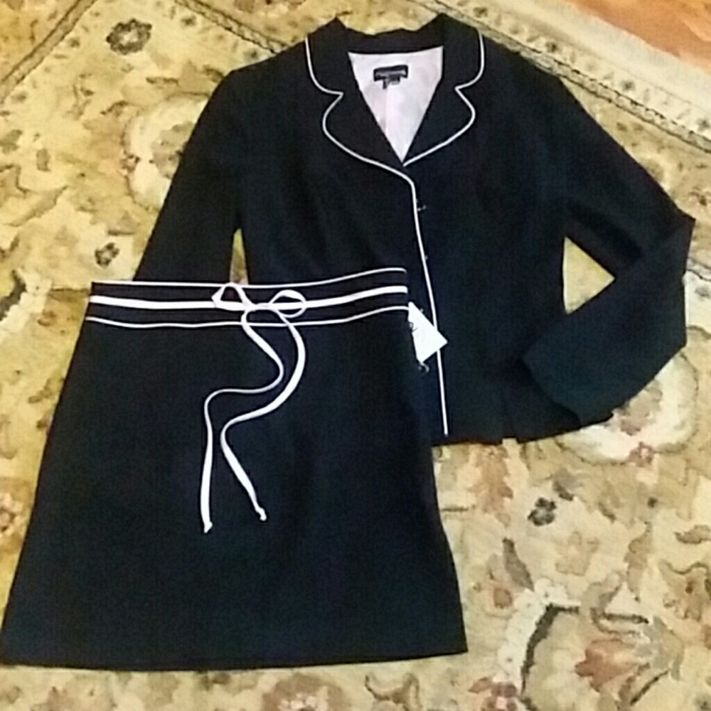 Jacket and skirt set
